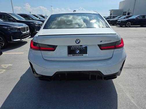 Mineral White Metallic 2026 BMW M340 i NA