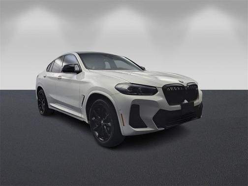 2023 BMW X4 M40i