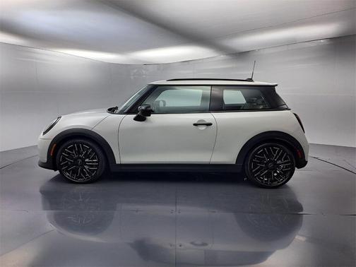 2025 MINI Hardtop SIGNATURE PLUS