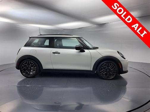 2025 MINI Hardtop SIGNATURE PLUS