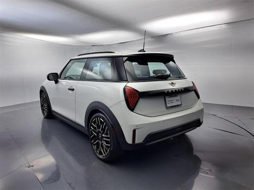 2025 MINI Hardtop SIGNATURE PLUS