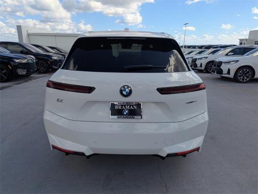 2026 BMW iX xDrive45