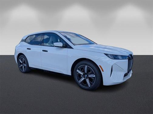 2026 BMW iX xDrive45