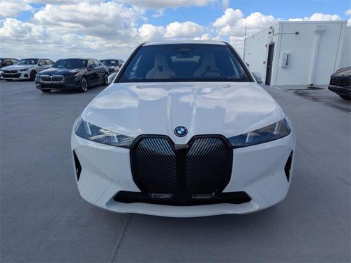 2026 BMW iX xDrive45