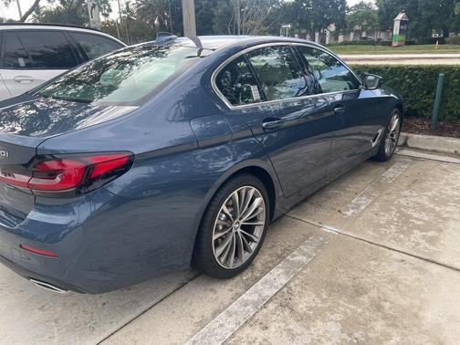 2023 BMW 530 i