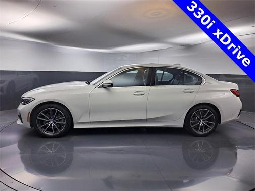 2019 BMW 330 i xDrive