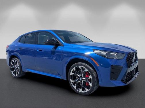 Portimao Blue Metallic 2026 BMW X2 xDrive28i