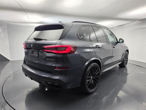 2020 BMW X5 M50i
