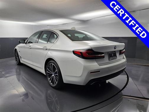 2022 BMW 530e 530e