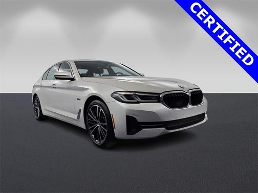 2022 BMW 530e 530e