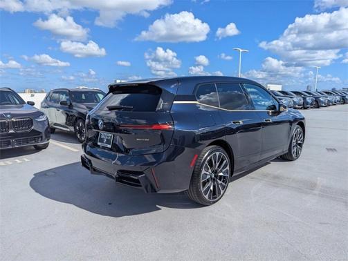 2026 BMW iX xDrive60