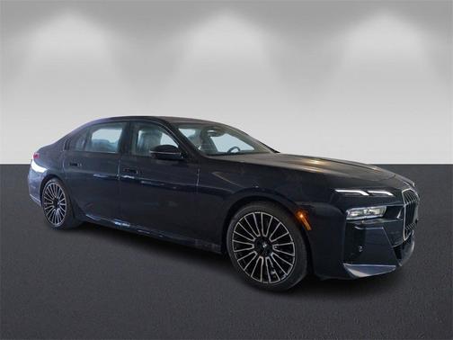 2026 BMW 760 760i xDrive