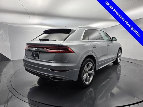 2022 Audi Q8 55 Premium Plus