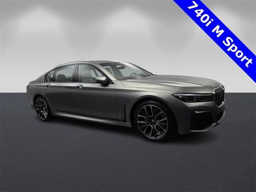 2021 BMW 740 i