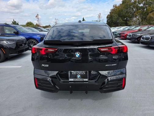 2026 BMW X2 xDrive28i