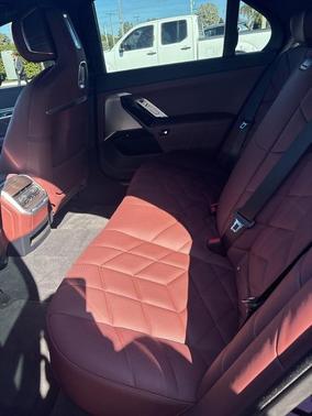 2023 BMW 760 760i xDrive