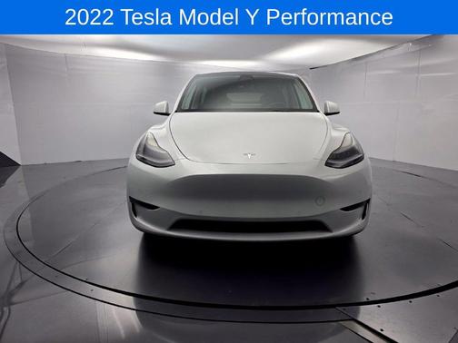 Pearl White Multi 2022 Tesla Model Y Performance