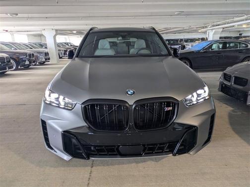2026 BMW X5 M60i