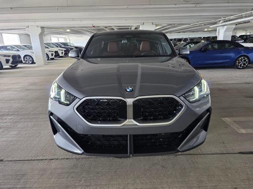 Gray Metallic 2026 BMW X2 xDrive28i