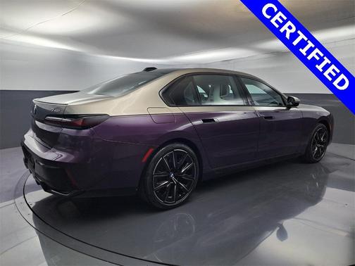 2024 BMW 740 i