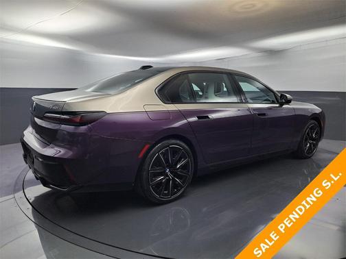 2024 BMW 740 i