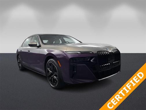 2024 BMW 740 i
