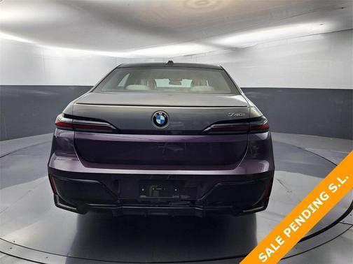 2024 BMW 740 i