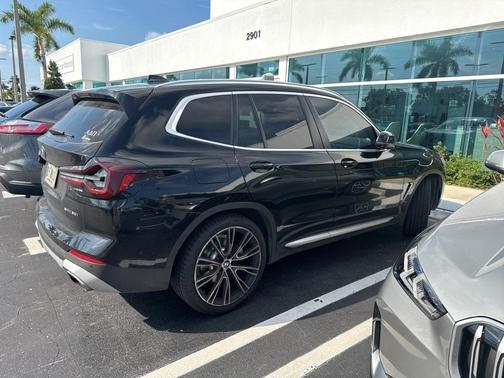 2023 BMW X3 sDrive30i