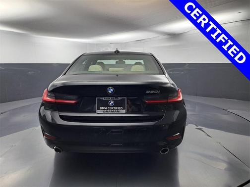 2022 BMW 330 i