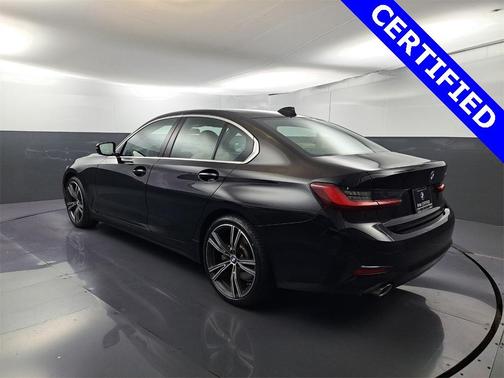 2022 BMW 330 i