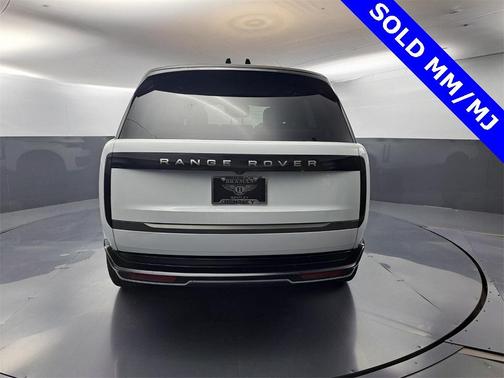 2025 Land Rover Range Rover P530 SE