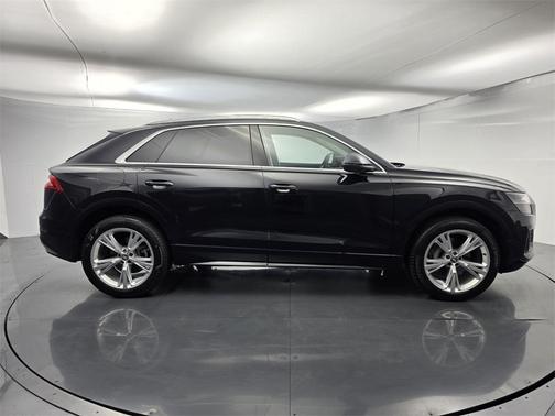 2020 Audi Q8 55 Prestige