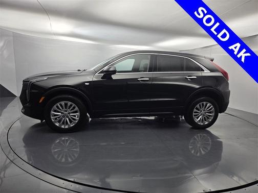 2024 Cadillac XT4 Luxury