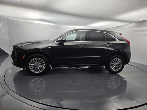 2024 Cadillac XT4 Luxury