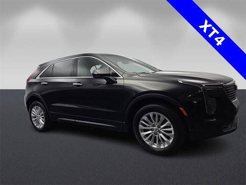 2024 Cadillac XT4 Luxury