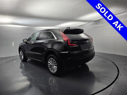2024 Cadillac XT4 Luxury