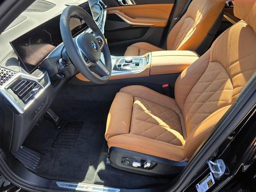Black Sapphire Metallic 2026 BMW X5 sDrive40i