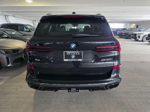 Black Sapphire Metallic 2026 BMW X5 M60i