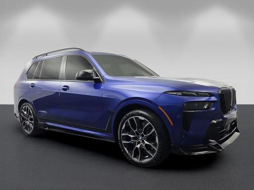 Bay Blue 2025 BMW X7 M60i