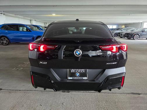 Jet Black 2026 BMW X2 xDrive28i