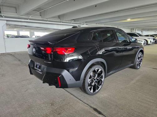 Jet Black 2026 BMW X2 xDrive28i