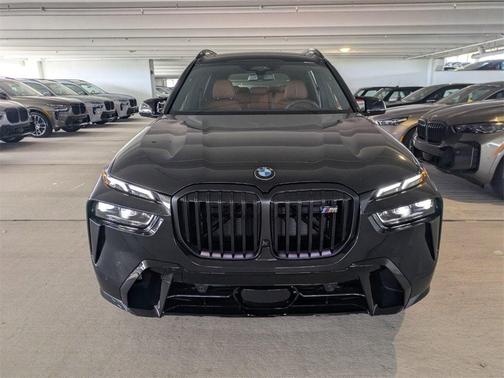 2026 BMW X7 M60i
