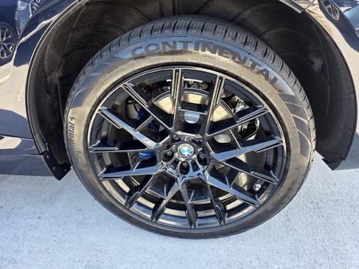 Carbon Black Metallic 2027 BMW X5