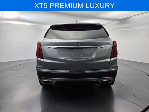 Silver Metallic 2023 Cadillac XT5 Premium Luxury