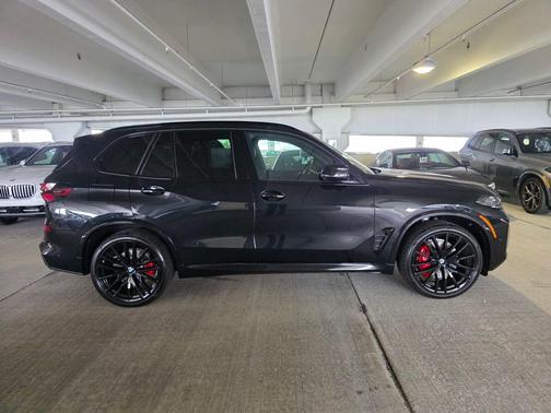 Black Sapphire Metallic 2026 BMW X5 sDrive40i