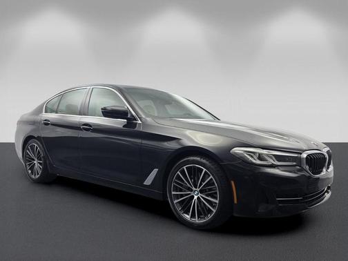 Black Sapphire Metallic 2023 BMW 530 i