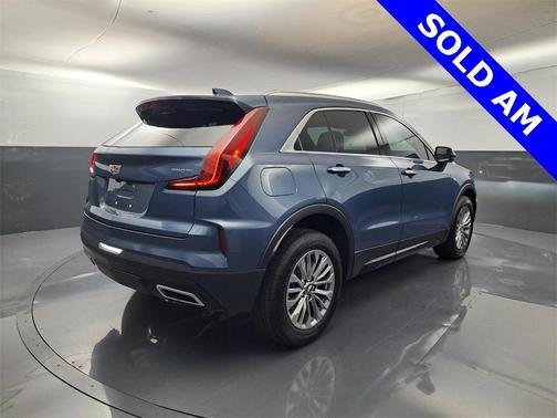 2025 Cadillac XT4 Premium Luxury