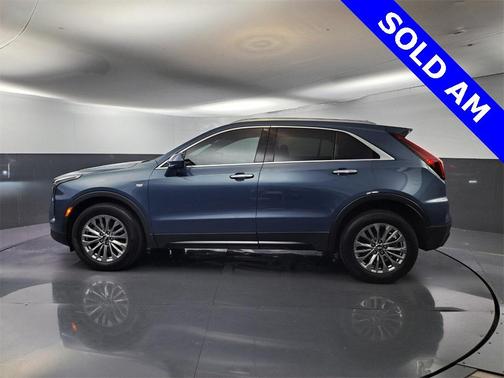 2025 Cadillac XT4 Premium Luxury
