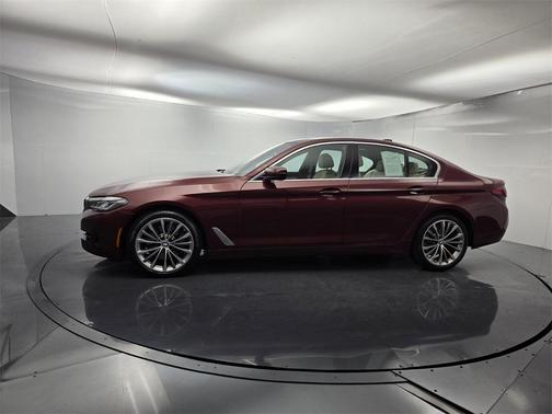 2023 BMW 530 i