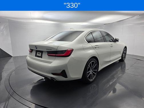 Alpine White 2021 BMW 330 i
